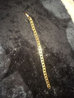 Bracelet