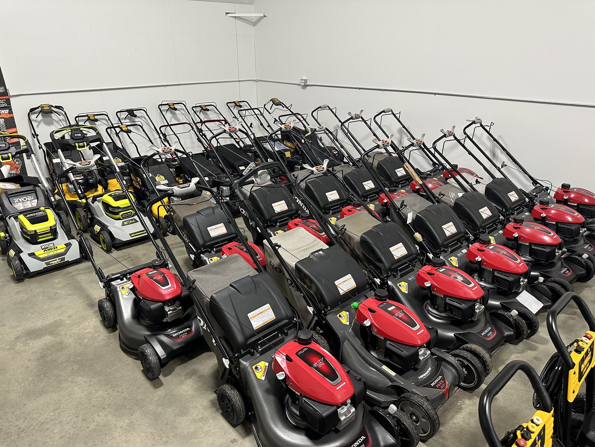 Outdoor Lawn Equipment