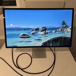 🌟 Apple Studio Display 27" W/Standard Glass (AppleCare+ expires January 2028) 🌟 Trades Welcome