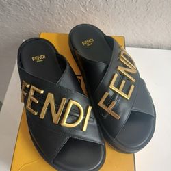 Fendi Slides Womens 42/10