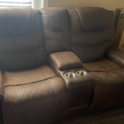 Recliner couch for sale!