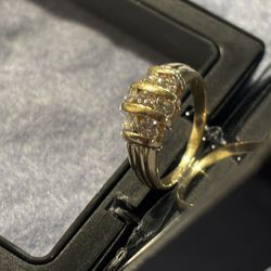14K Yellow Gold Diamond Ring – 7 Natural Round Brilliant Cut Stones – Total Weight ~1.00ct – Appraised Value $3,000+