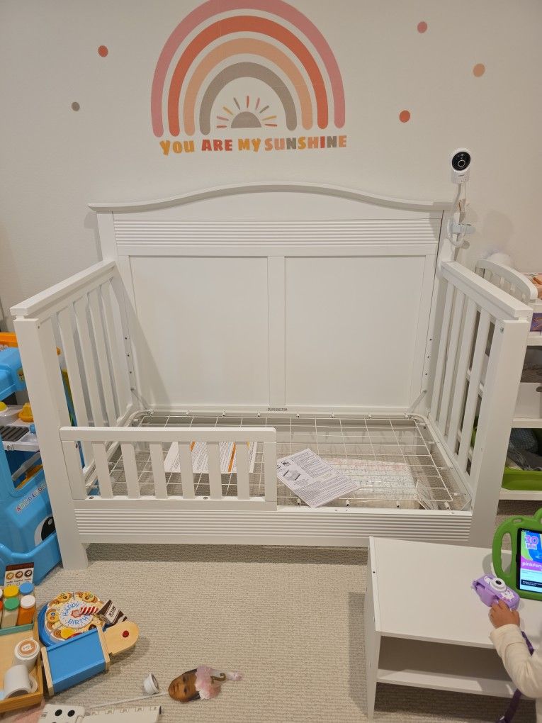 4 In 1 Crib