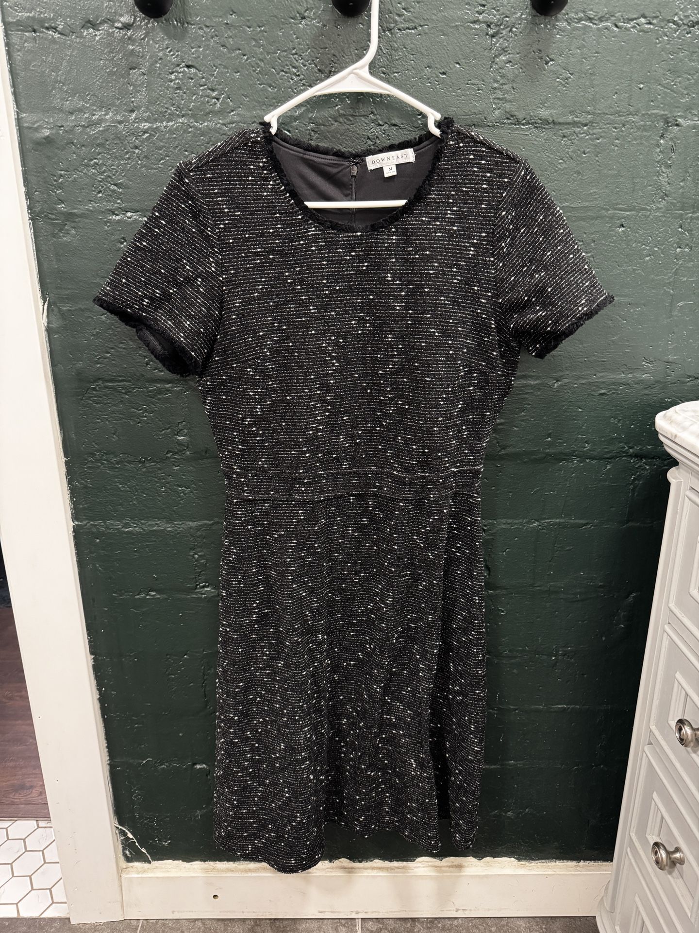 Downeast Dress Size M