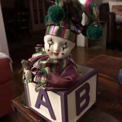 Bradley Dolls Jester in a Block Music Box