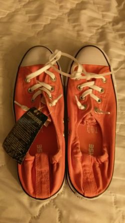 Converse women size 8
