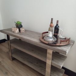 Pottery Barn Collette Sideboard Like New 