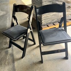 Black Padded Folding Chairs 