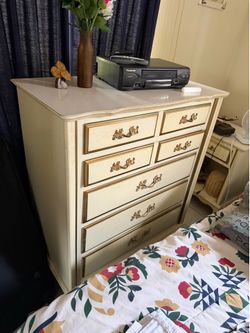 Vintage Dresser Set