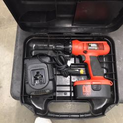$20 Black & Decker Cordless Rechargeable Drill in Case