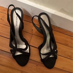 Black Fancy 1 1/2” Heels 