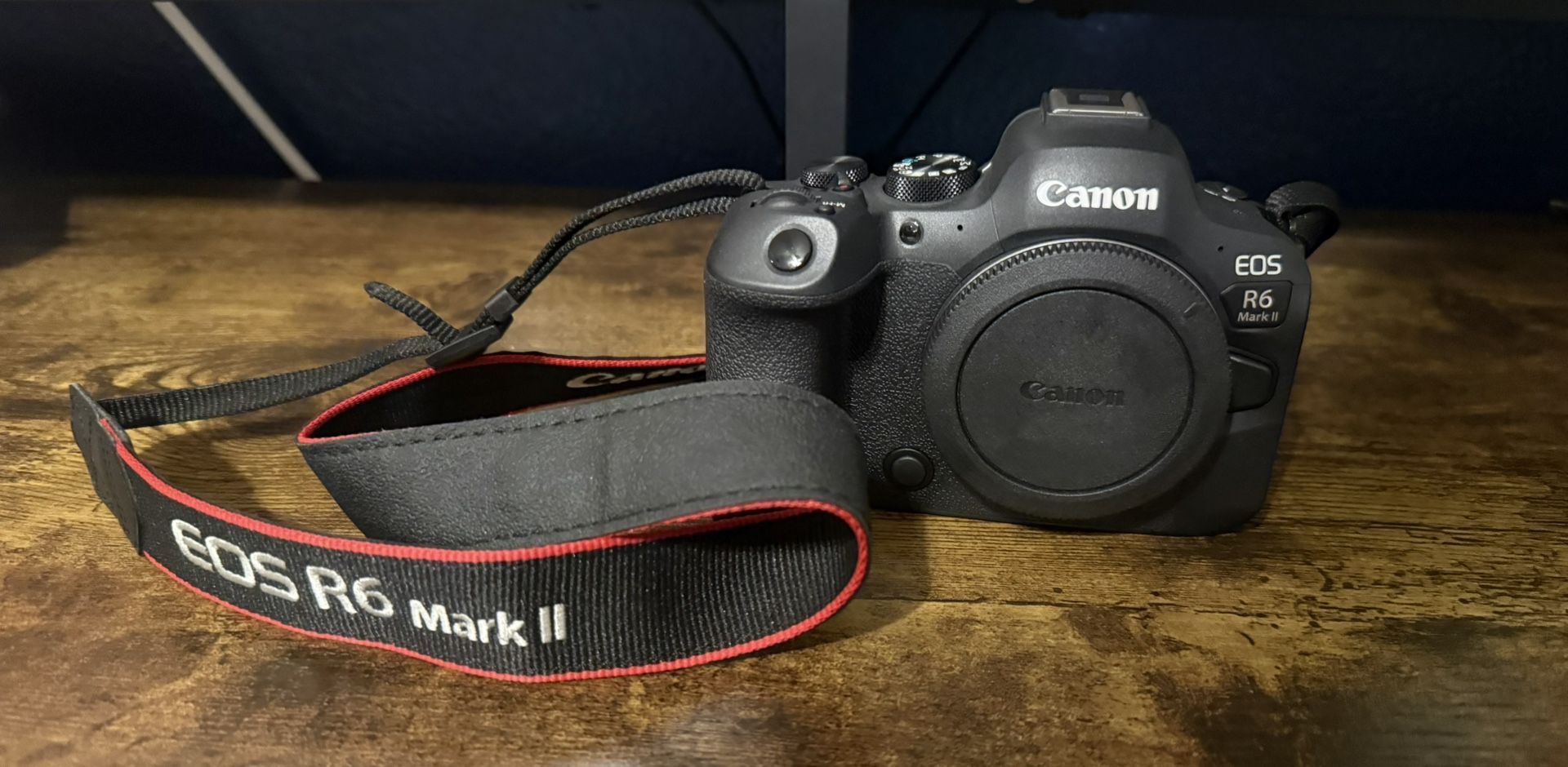 Used Canon Eos R6 Mark ii Mirror less Camera 