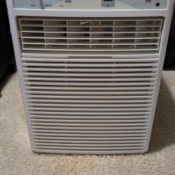 Frigidaire 10,000 BTU Window Air Conditioner 