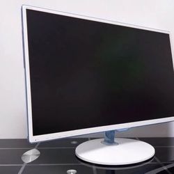 Samsung S24D360HL 23.6" LED PLS Monitor.