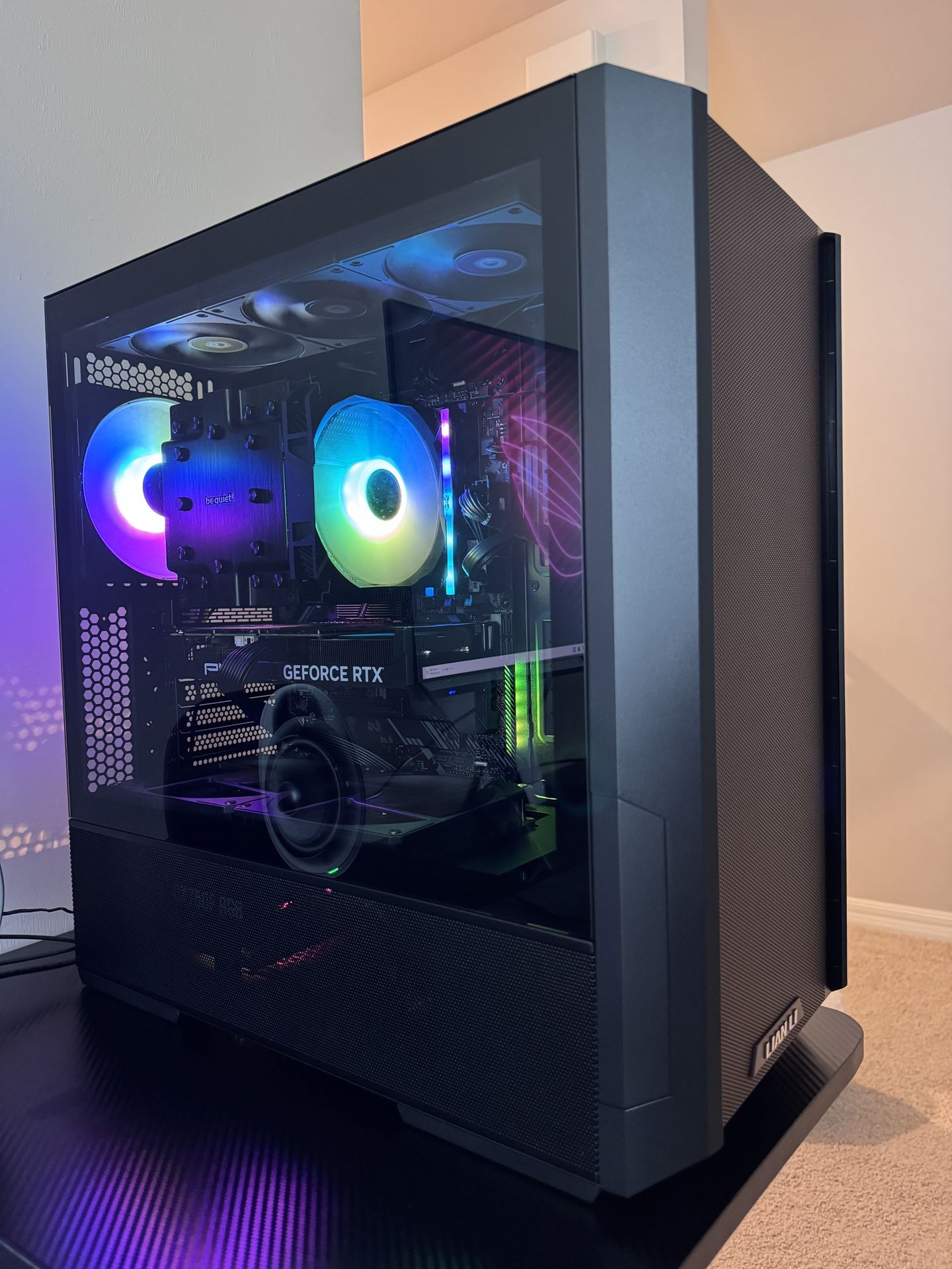 GAMING SETUP/ RTX 4060 Ti 16GB/ RYZEN 5800XT/ 32GB RAM/ 27" MONITOR.