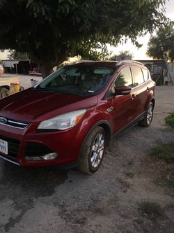 Ford escape titanium