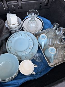 Dish Set W/ Random Cups