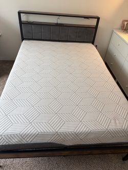 Brand New Full Bed