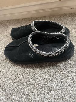Uggs size 11 men’s