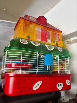 Hamster cage