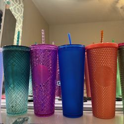 starbucks cups