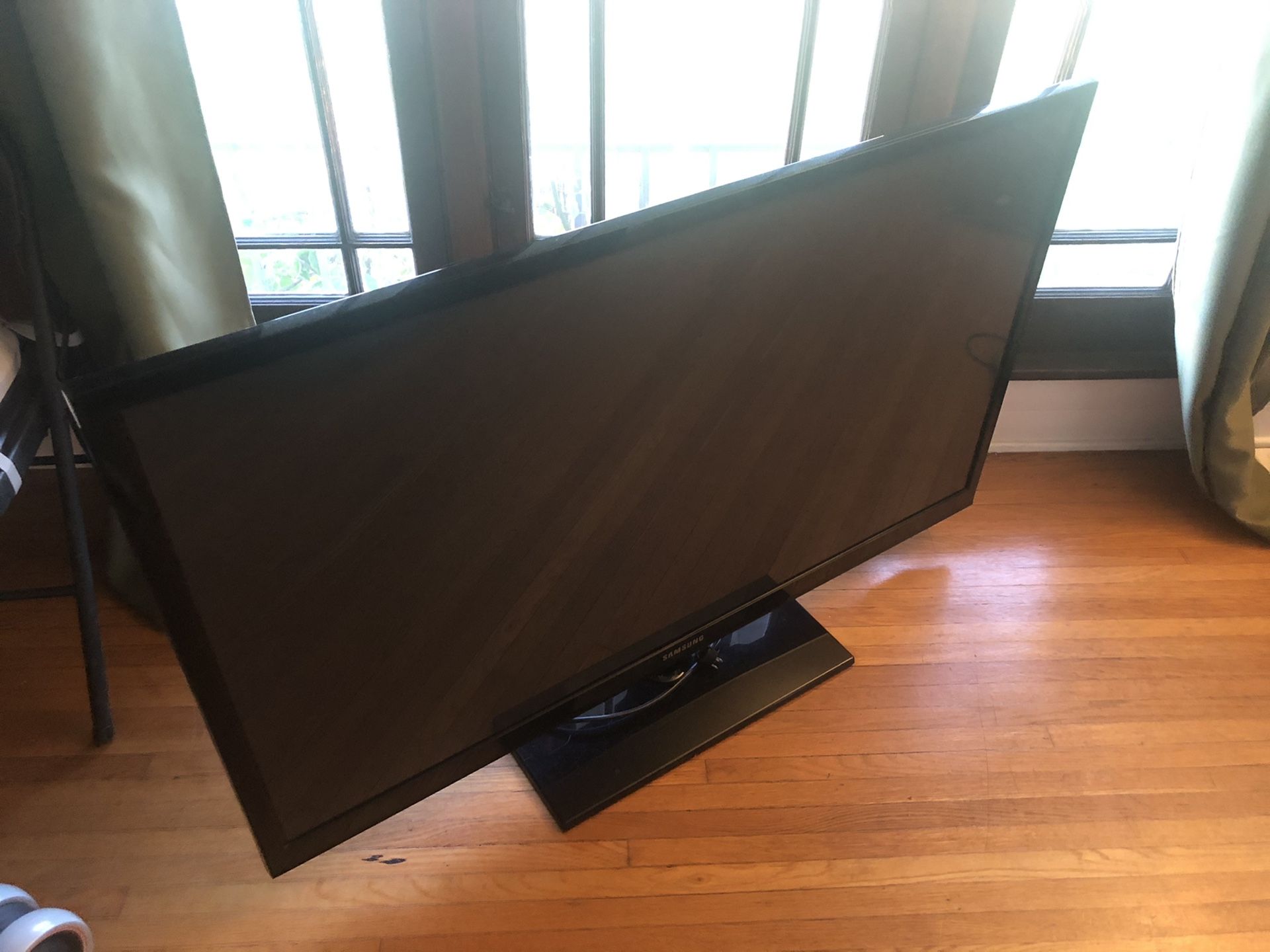 Samsung 55” PLASMA TV BN64-01586A-00