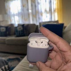 Air Pods First Generation 