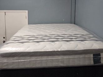 Leesa Legend Chill King Mattress