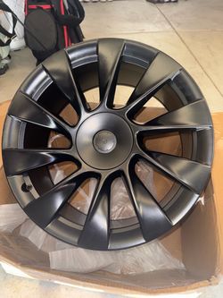 Tesla Model Y 20” Rim