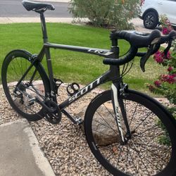 Scott CR1 Pro Road Bike