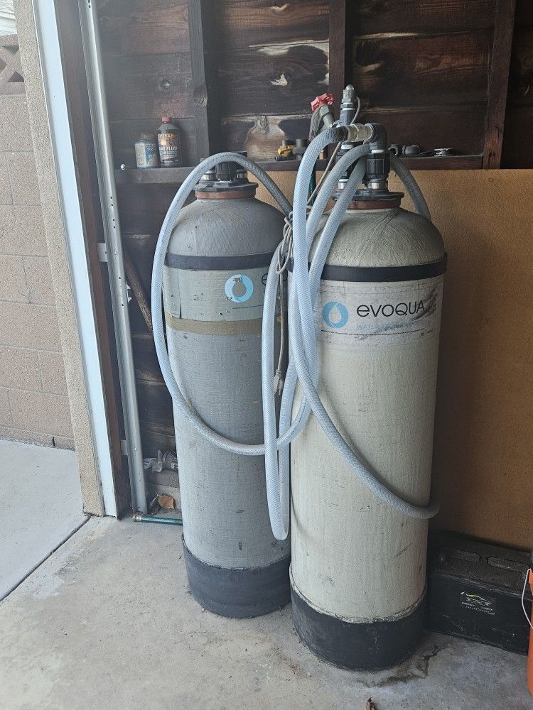 D.i Water Tanks