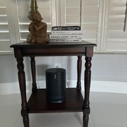 Accent Table / End Table