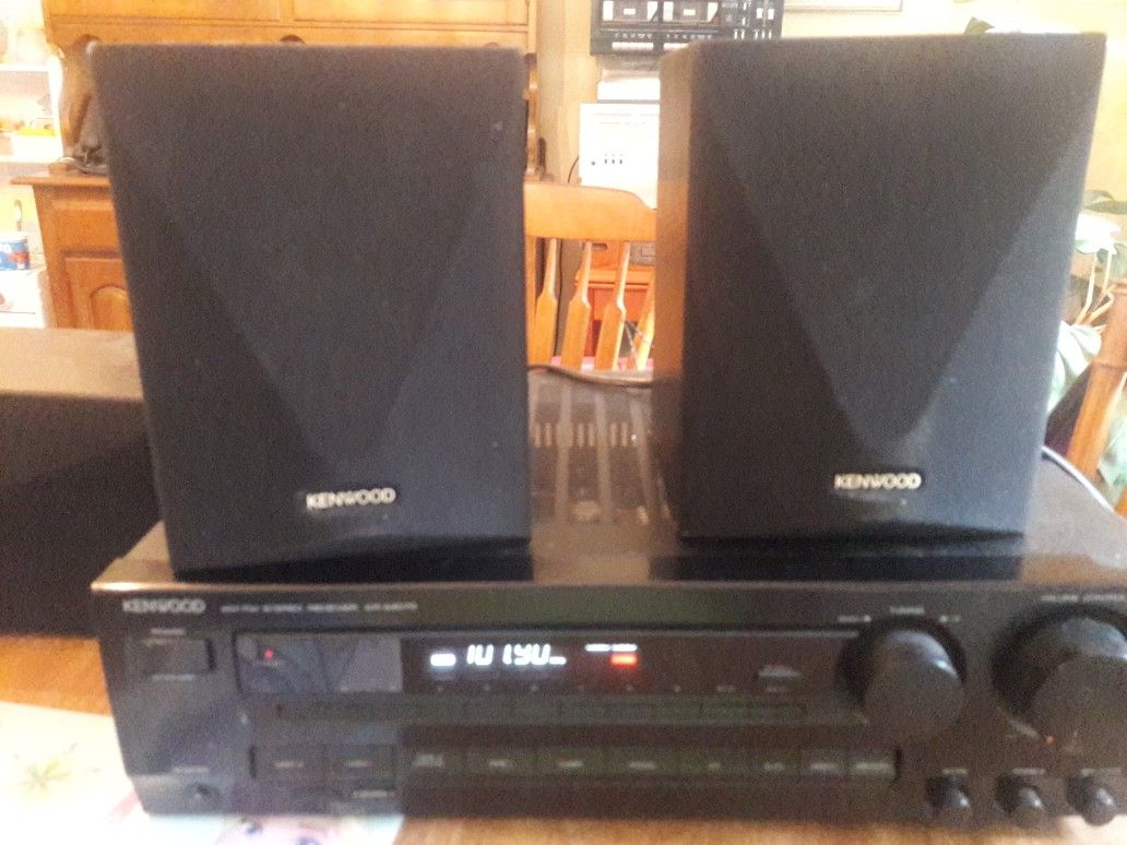 Kenwood KR-A5040 AM-FM Stereo Receiver