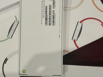 Apple Watch 9 Series And Apple Watch SE Both GPS And Cellular 