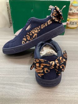 KIDS PUMA SUEDE BOW ATHLUXE AC PS PEACOAT ROSE GOLD ATHLETIC SHOES