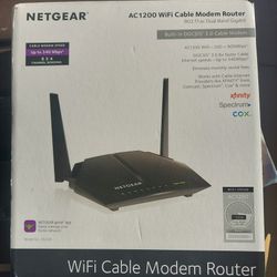 Netgear  AC1200 WIFI CABLE MODEM ROUTER