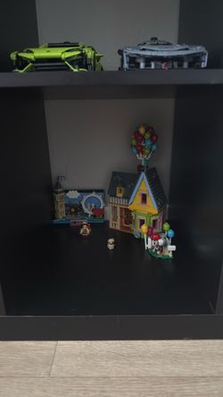LEGO Up House and Lego London Postcard