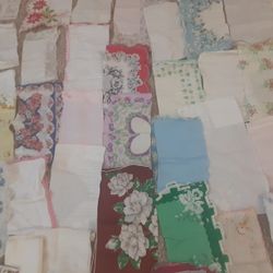 Vintage LADIES HANKIES  (60)