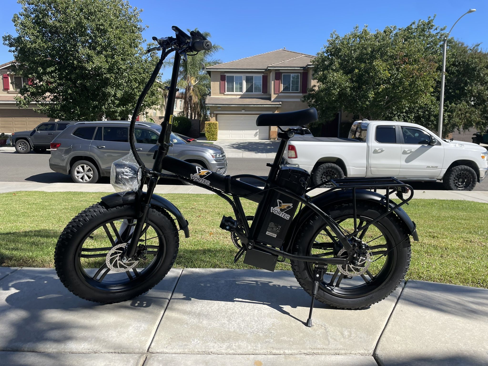 Folding Bike 28 MPH 1 Year Warranty Ad Low $22 Month No Credit Check 90 Days Same As Cash 