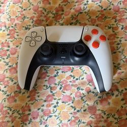 PS5 NagaShock Controller