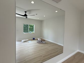 Upgrade Your Fitness Space with Durable Gym Mirrors