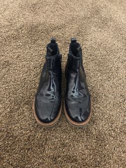 Zara girl Pantent leather boots