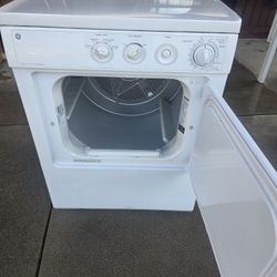 G,E Gas Dryer 