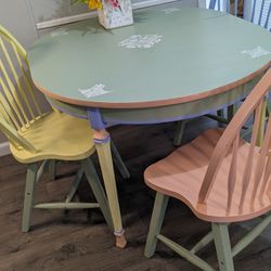 Kitchen Table And 3 chairs