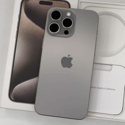 Unlocked iPhone 15 Pro Max 256GB