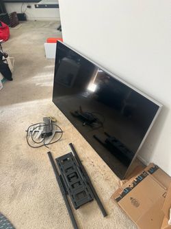 Vizio M55-C2 55-inch LED Smart TV