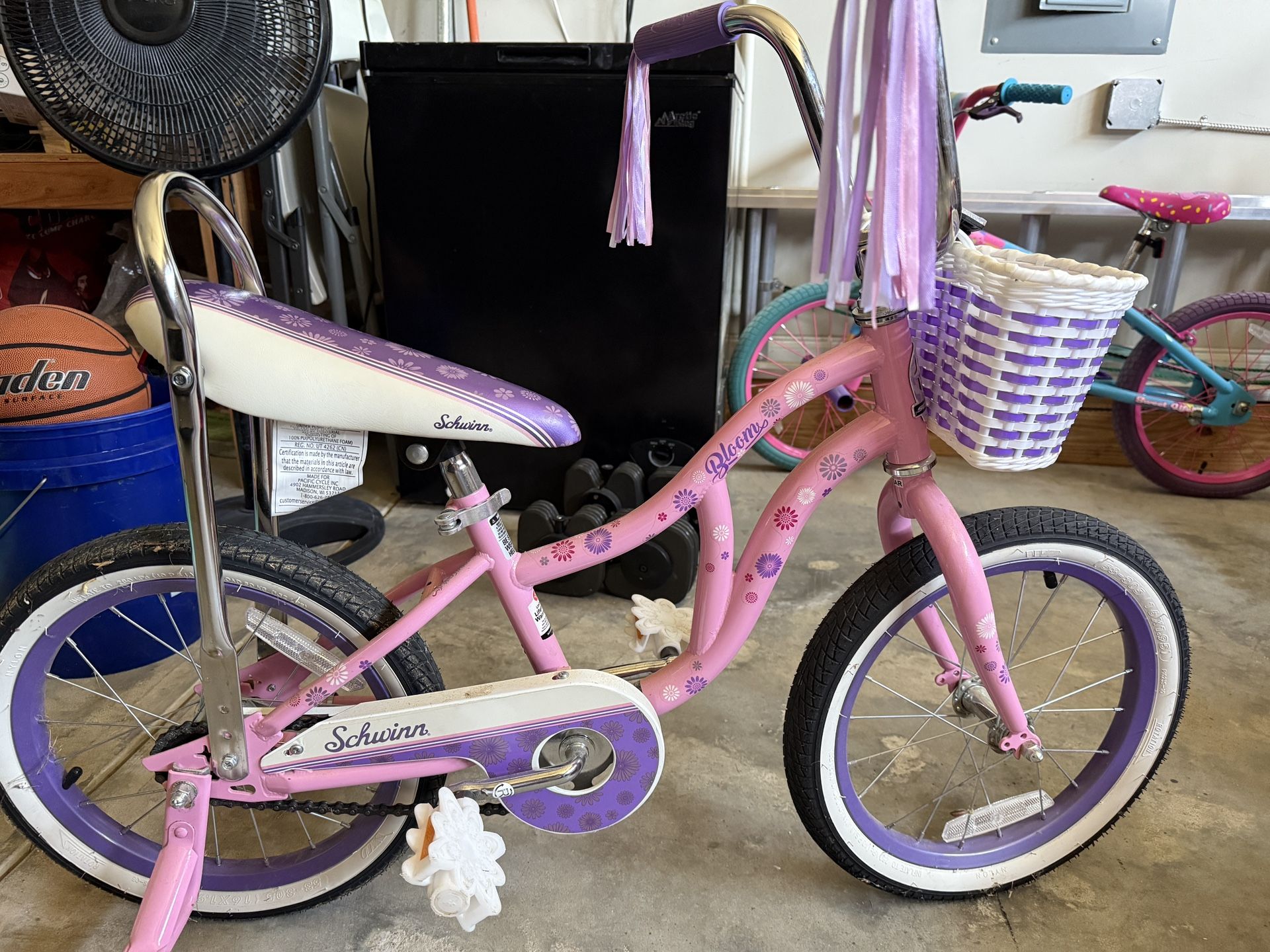 Schwinn Bloom 16” Bike
