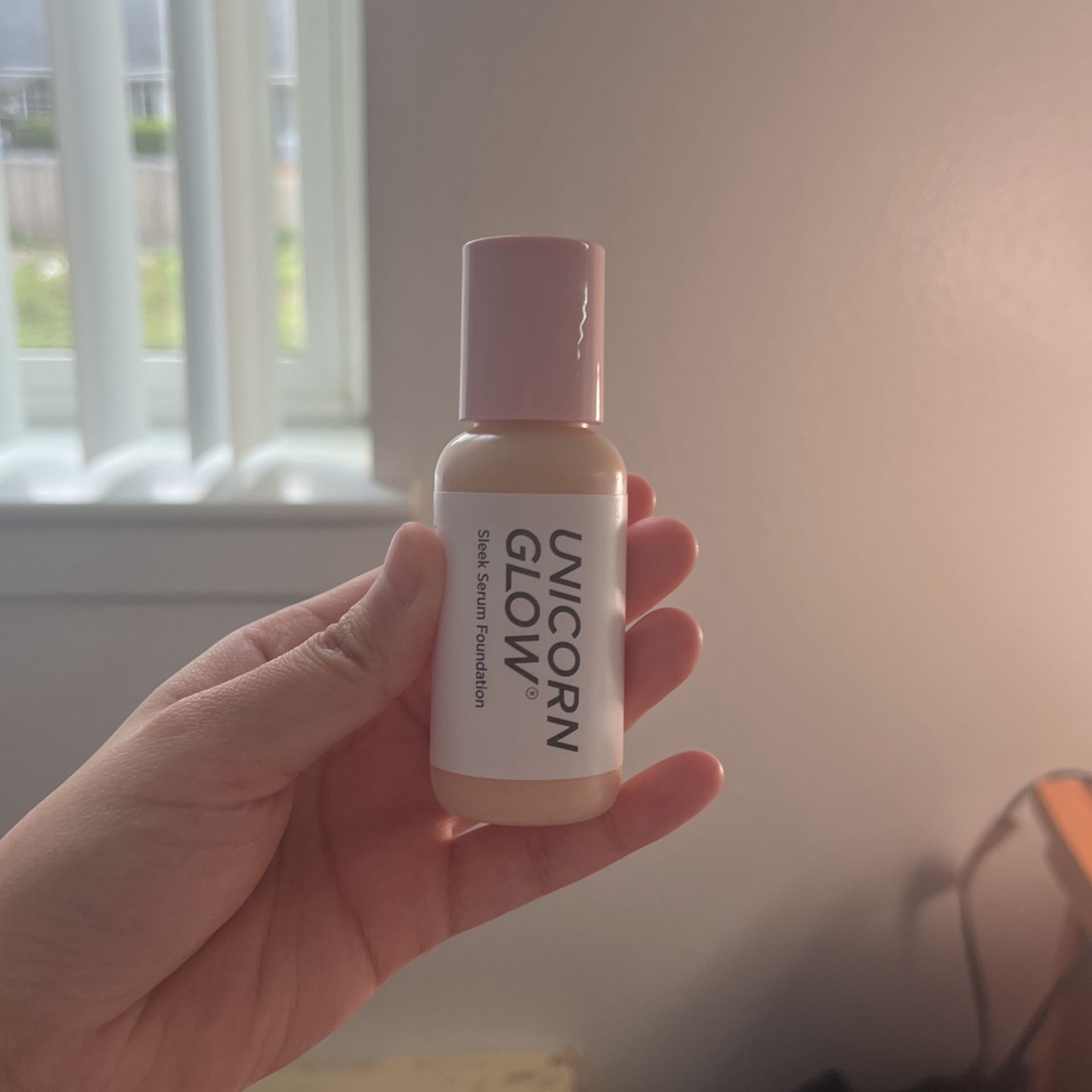 Unicorn Glow Sleek Serum Foundation