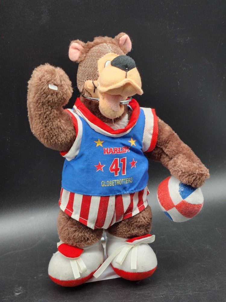 Harlem Globetrotters Vintage 1998 Mascot #41 Ball Stuffed Plush Bear - 11"