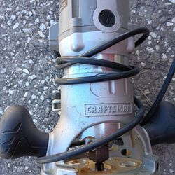 Craftsman 9.5 Amp 1 3/4 Peak HP Fixed Base Router 